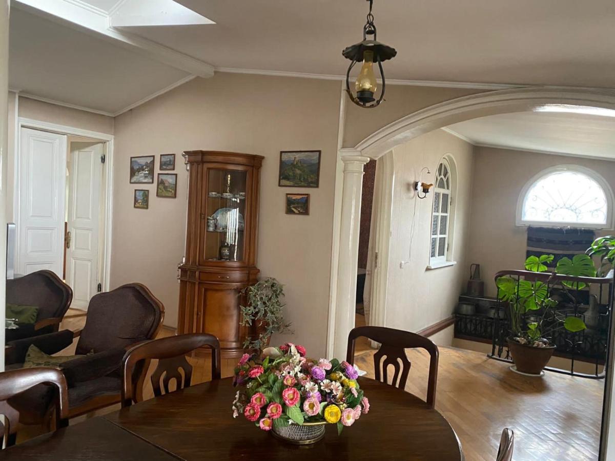 Polonia Tbilisi House Hotel Екстериор снимка