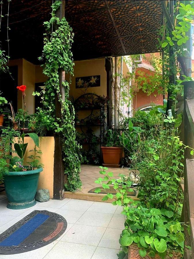 Polonia Tbilisi House Hotel Екстериор снимка