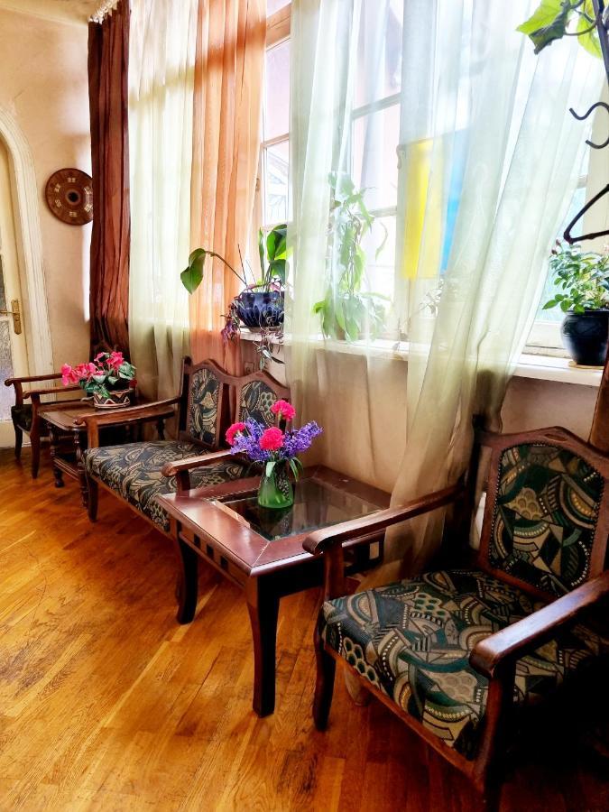 Polonia Tbilisi House Hotel Екстериор снимка