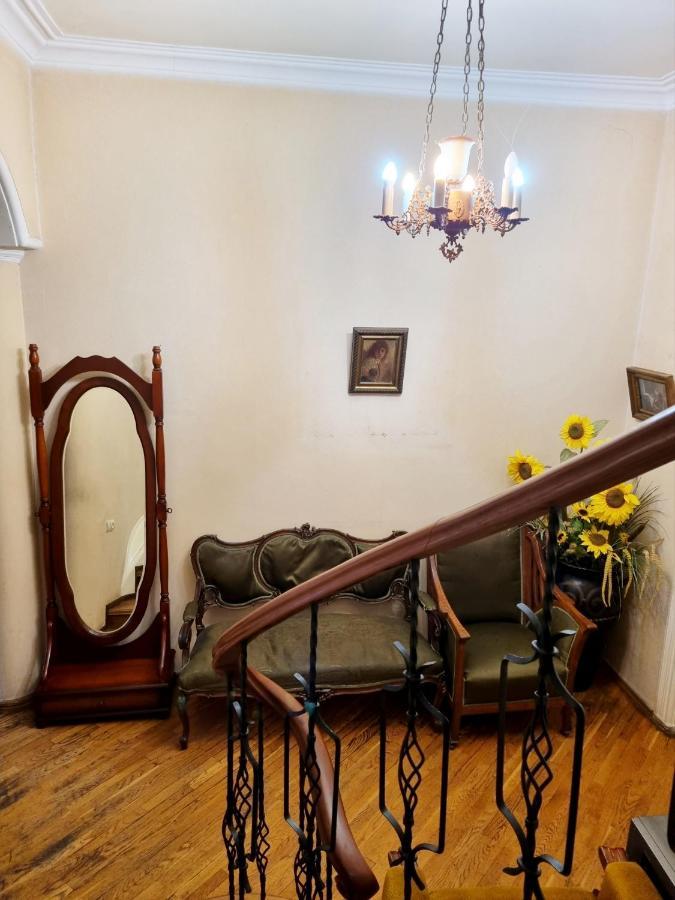 Polonia Tbilisi House Hotel Екстериор снимка