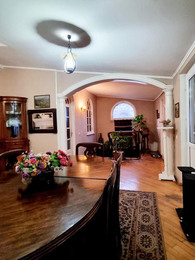 Polonia Tbilisi House Hotel Екстериор снимка