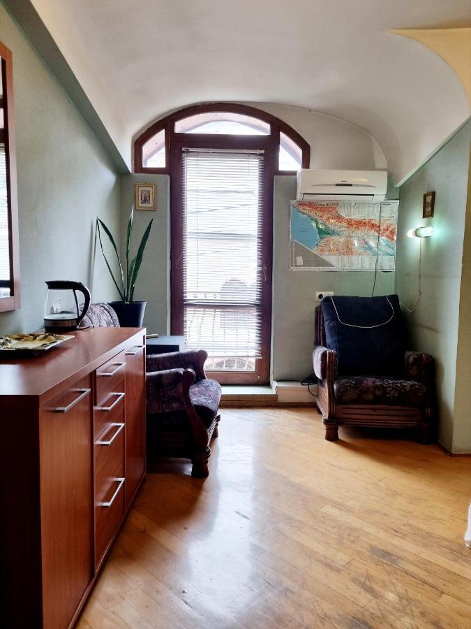 Polonia Tbilisi House Hotel Екстериор снимка