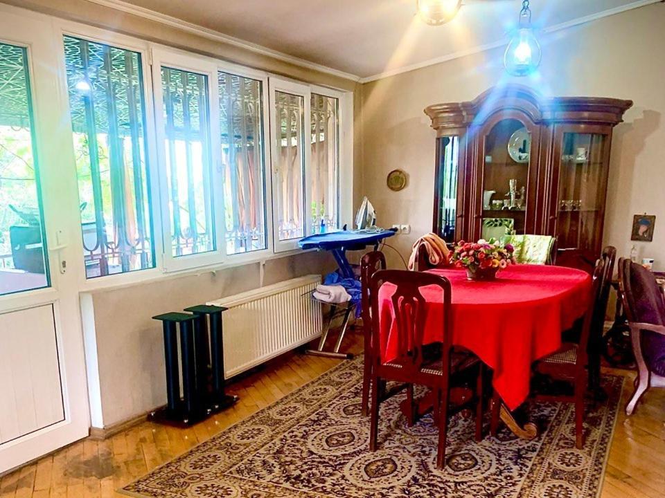 Polonia Tbilisi House Hotel Екстериор снимка