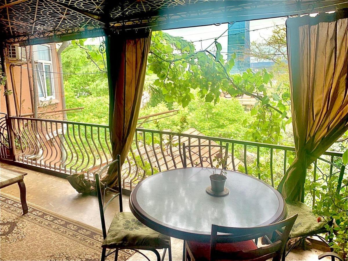 Polonia Tbilisi House Hotel Екстериор снимка