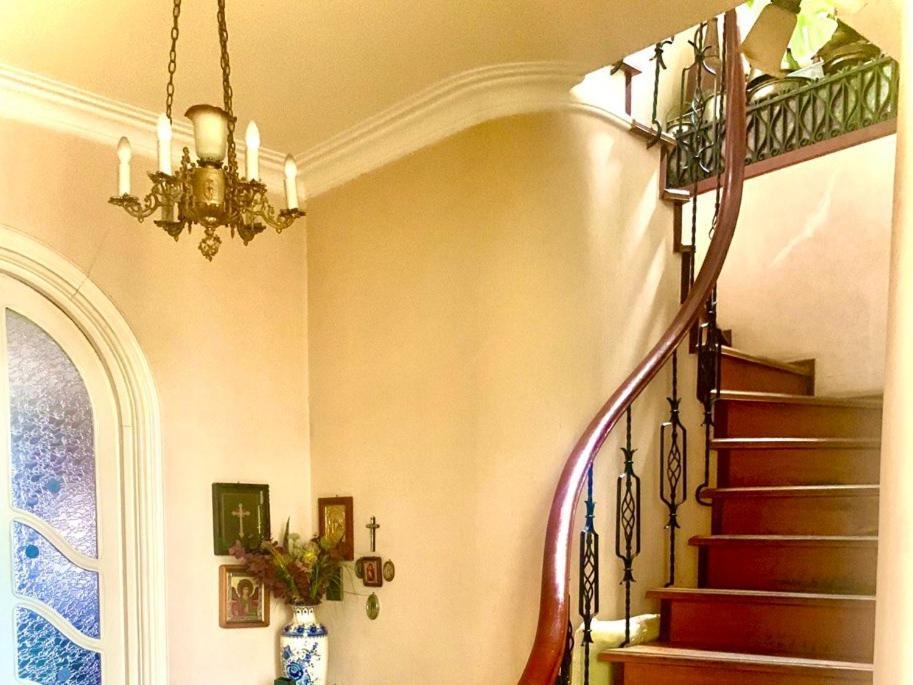 Polonia Tbilisi House Hotel Екстериор снимка